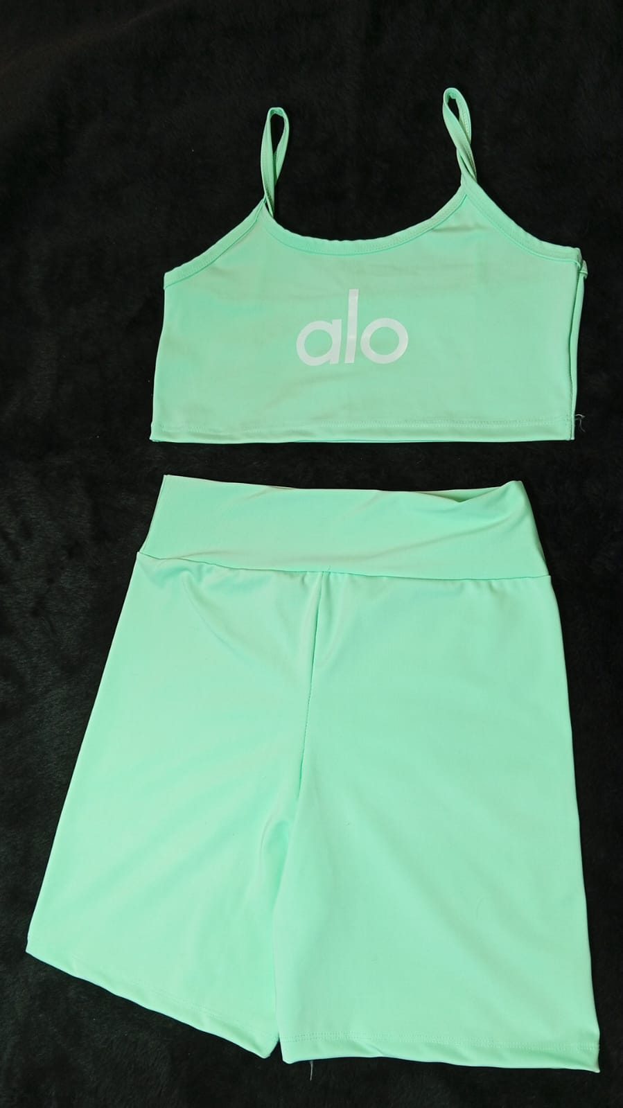 Conjunto Fitness Verde Água - Fundo preto