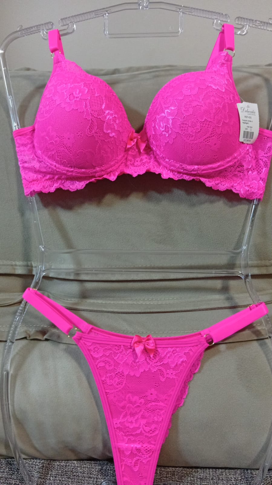 Conjunto Lingerie em Renda com Regulagem - Rosa Neon